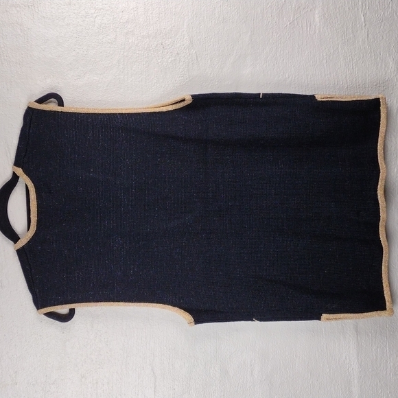 Jaclyn Smith Black Gold Metallic V-Neck Sleeveless Button Front Sweater Vest - Picture 12 of 16